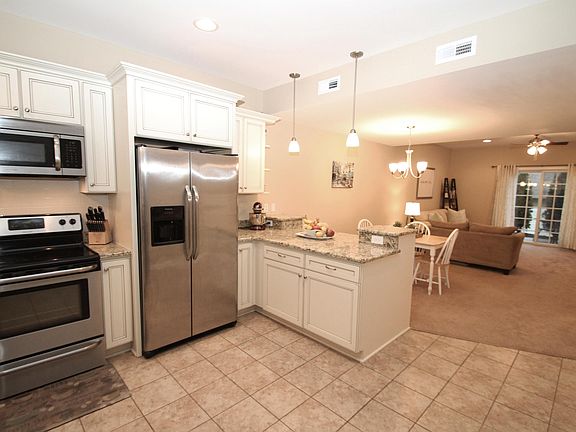 4th image of 212 Blackbird Village Cir
