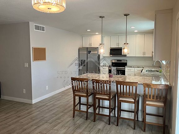 3rd image of 2732 E Michigan Ave