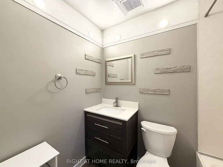 1010 Glen St #91 — Photo 20