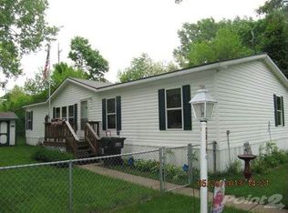 7819 N 101st Plz, Omaha, NE 68122