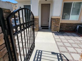 285 Newbury Vista Ln, Thousand Oaks, CA 91320