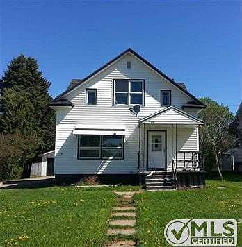 1st image of 417 Blossom St
