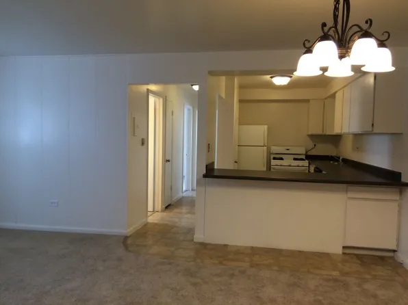 DREW LN. -100, 100 Drew Ln, Waukegan, IL 60085