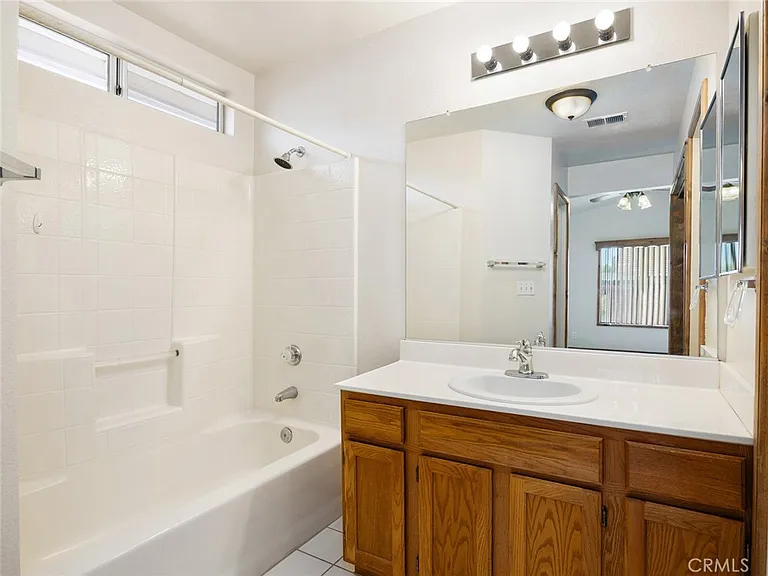 3648 Banyon Ct — Photo 28