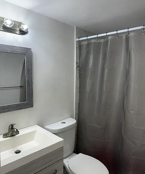 4141 NW 26th St — Photo 33
