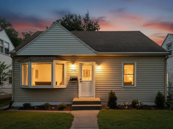 4408 2nd St NE, Columbia Heights, MN 55421