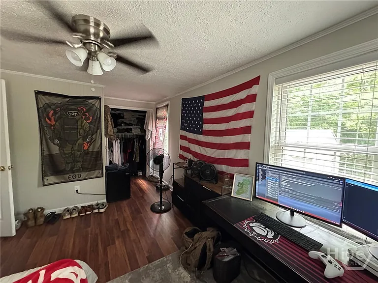 1734 E Broad St #A — Photo 16