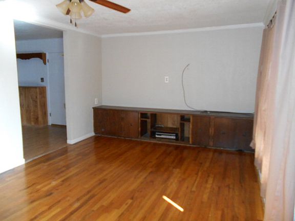 3rd image of 1317 Bowie Ave