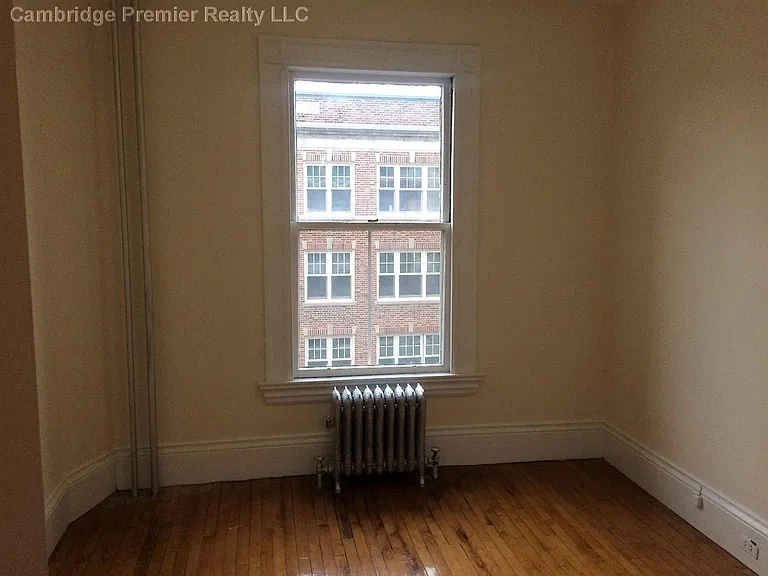 2 Ware St — Photo 10