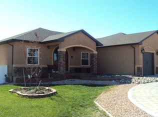 906 Senecio Dr, Pueblo, CO 81001