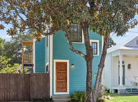 7840 Willow St, New Orleans, LA
