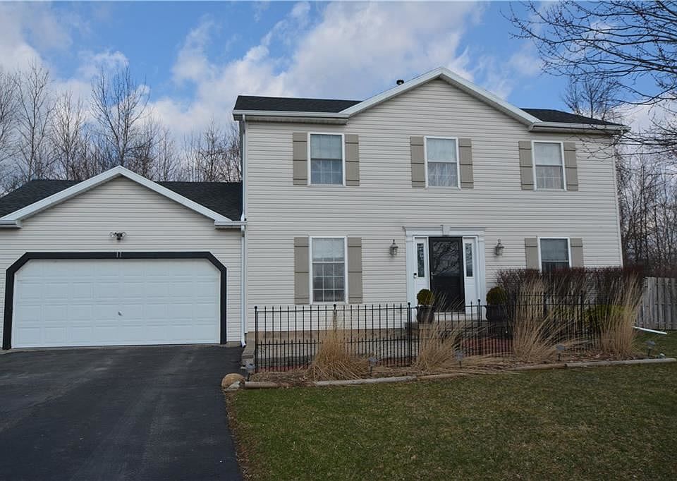 1st image of 11 Leanna Cir