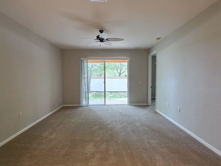 2565 Langrove Ln SW — Photo 4