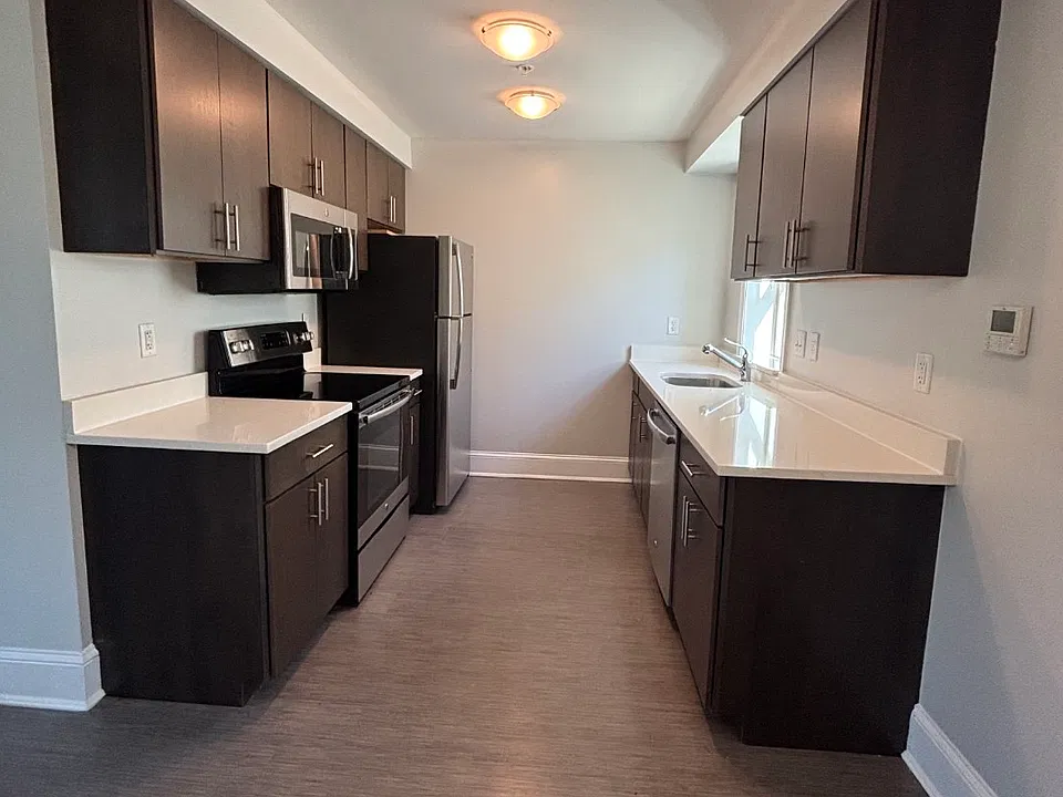 3300 Rhode Island Ave #3B