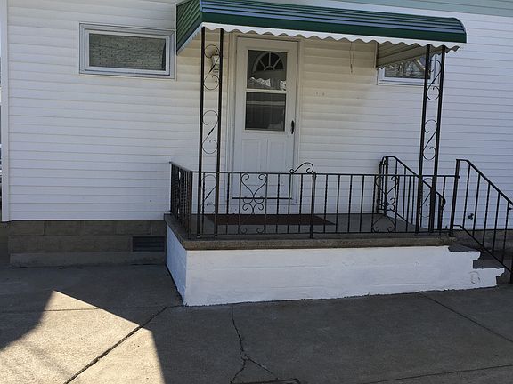 2nd image of 67 Norwalk Ave