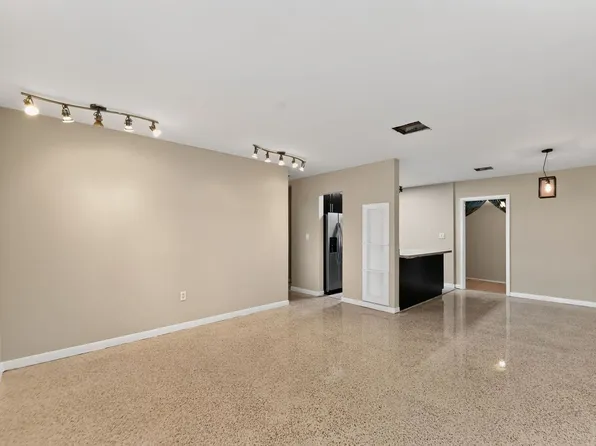 13000 NW 20th Ave, Miami, FL 33167