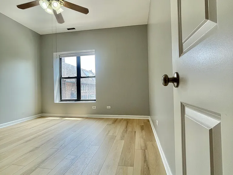 346 E 41st St #2 — Photo 5