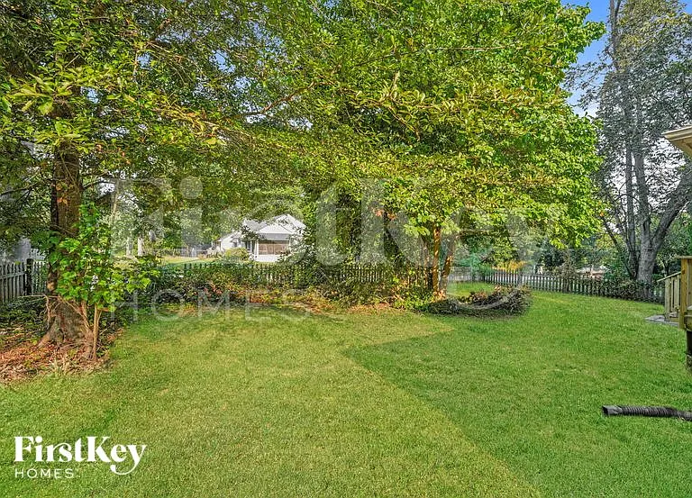 2690 Joyce Ave — Photo 14