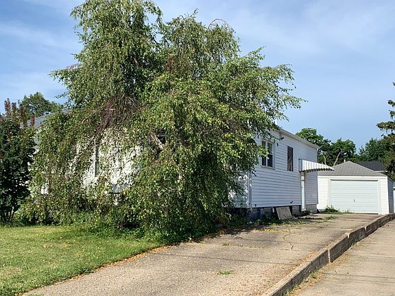 2nd image of 188 N Ivan Ave
