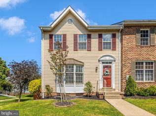 8011 Lighthouse Lndg, Frederick, MD 21701