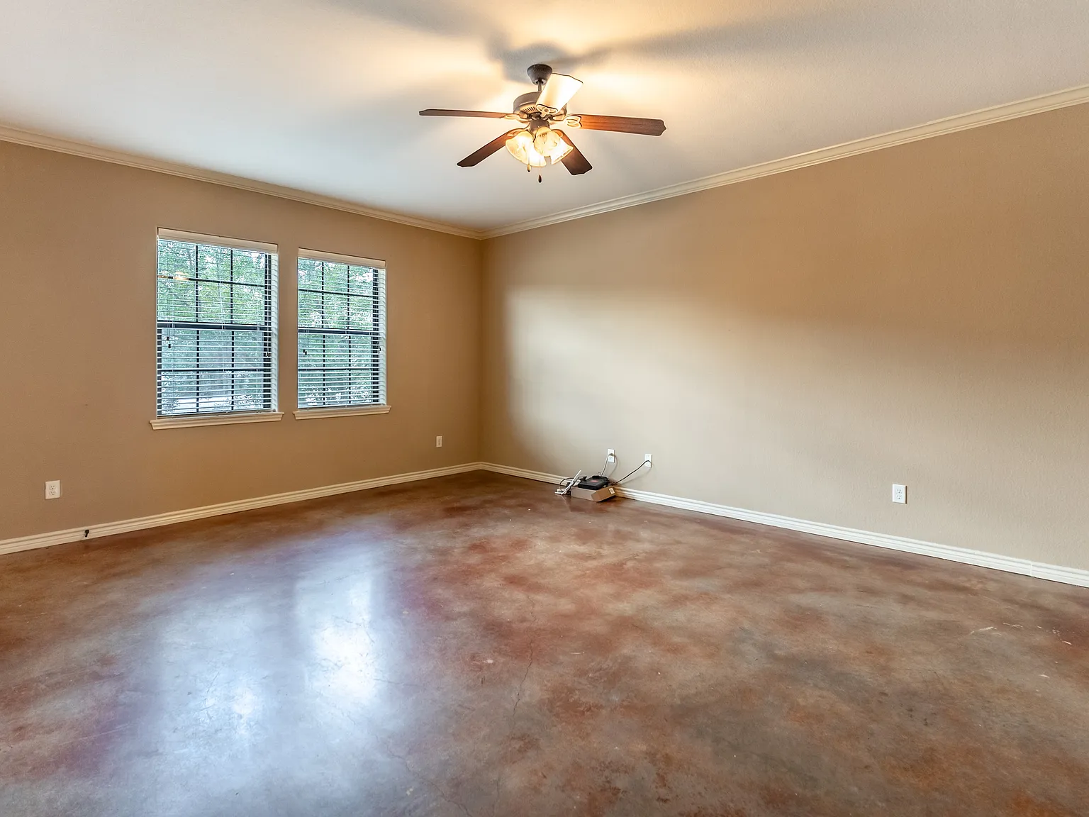 4 bed, 1778 sqft, $2,350 — Photo 4
