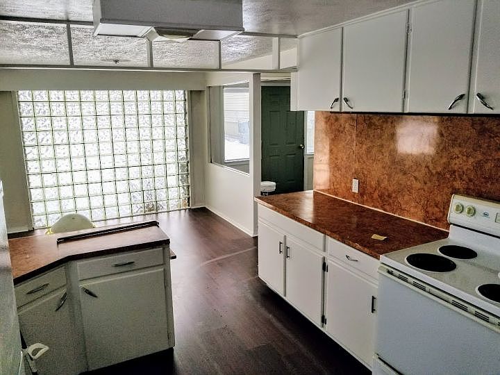 1st image of 213 Orchard Ln APT 1