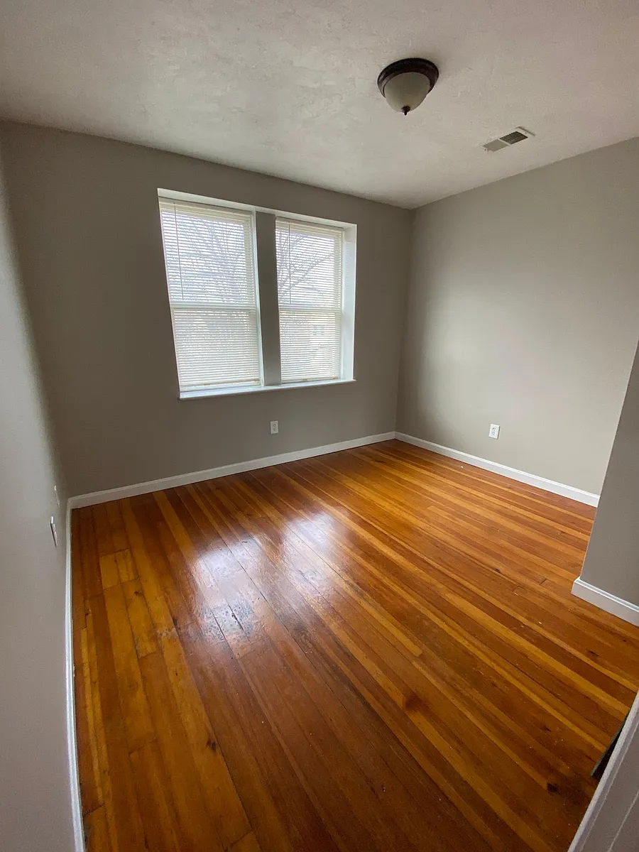 Building Photo - 1227 Sea St #2A