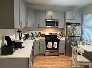 2241 W Augusta Blvd #3R, Chicago, IL 60622