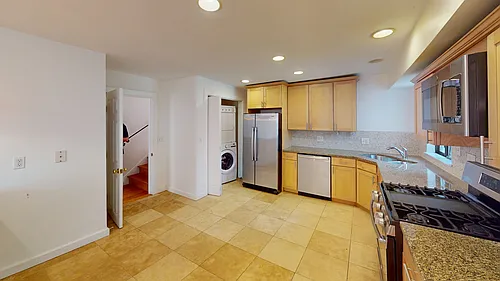 22-24 Broadlawn Park Photo 1