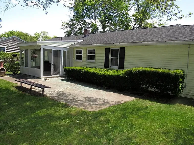 1247 Trapelo Rd — Photo 15