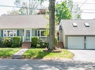 12 Drummond Rd, Stoneham, MA 02180