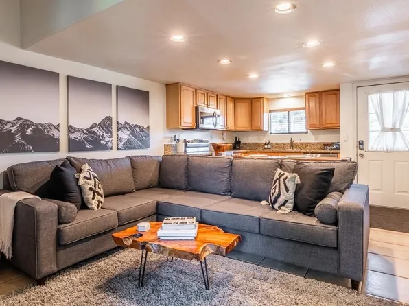 134 Laurel Mountain Rd #22, Mammoth Lakes, CA 93546