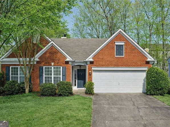 6770 Waveland Dr, Cumming, GA 30040