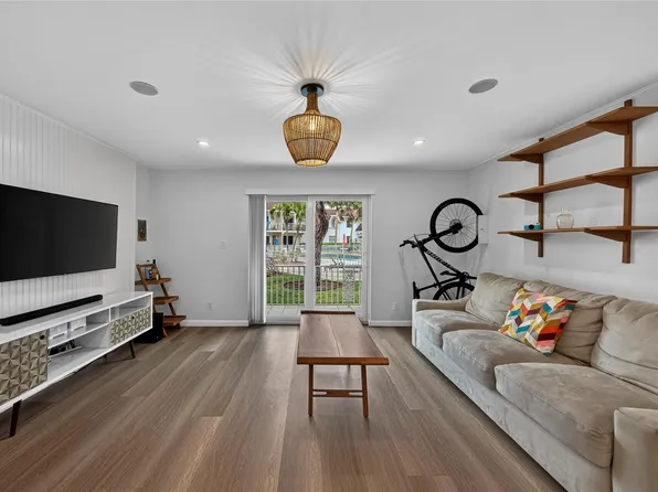 700 SE 2nd Ave APT 318, Deerfield Beach, FL 33441