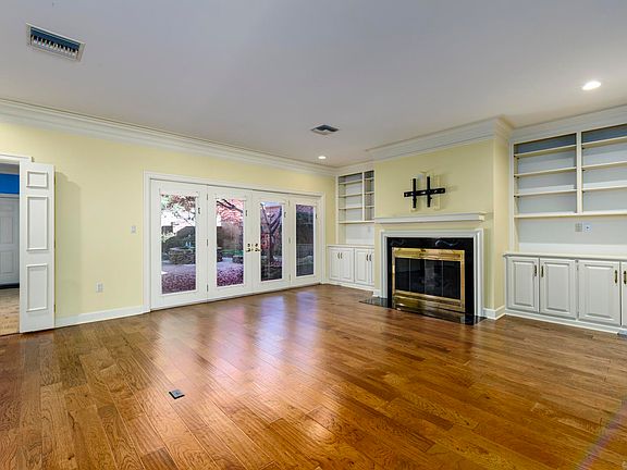 5th image of 12400 Hunters Glen Blvd APT 8