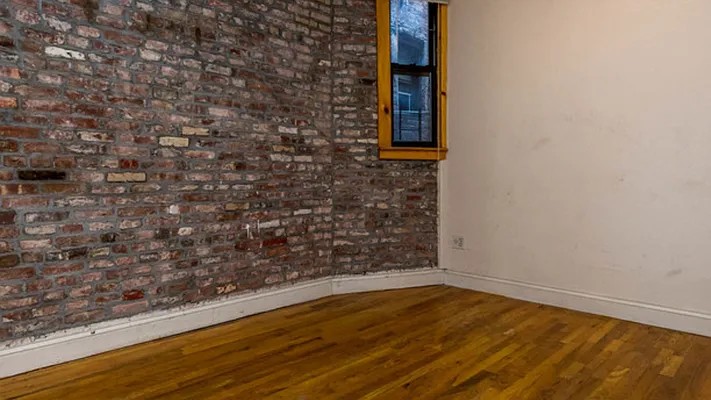 Rented by Nooklyn NYC LLC | media 11