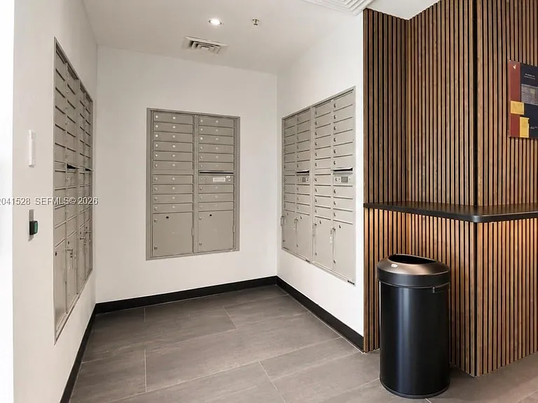 2100 Van Buren St #421 — Photo 22