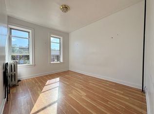 701 Bradford St #2F, Brooklyn, NY