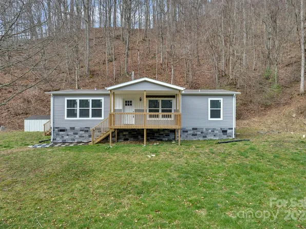 13193 N 226th Hwy, Bakersville, NC 28705