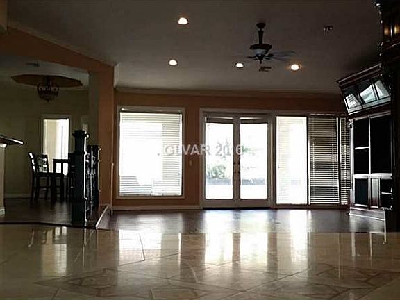 2nd image of 19 Princeville Ln