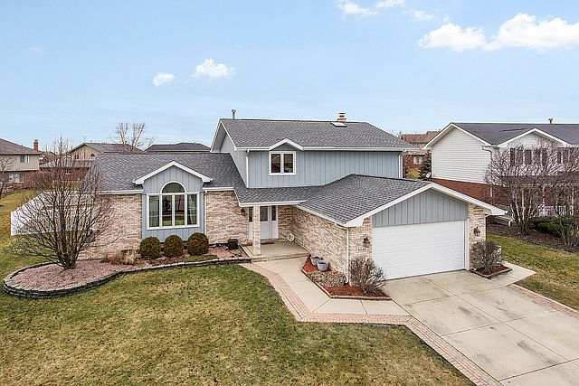 1st image of 8048 Stonegate Dr