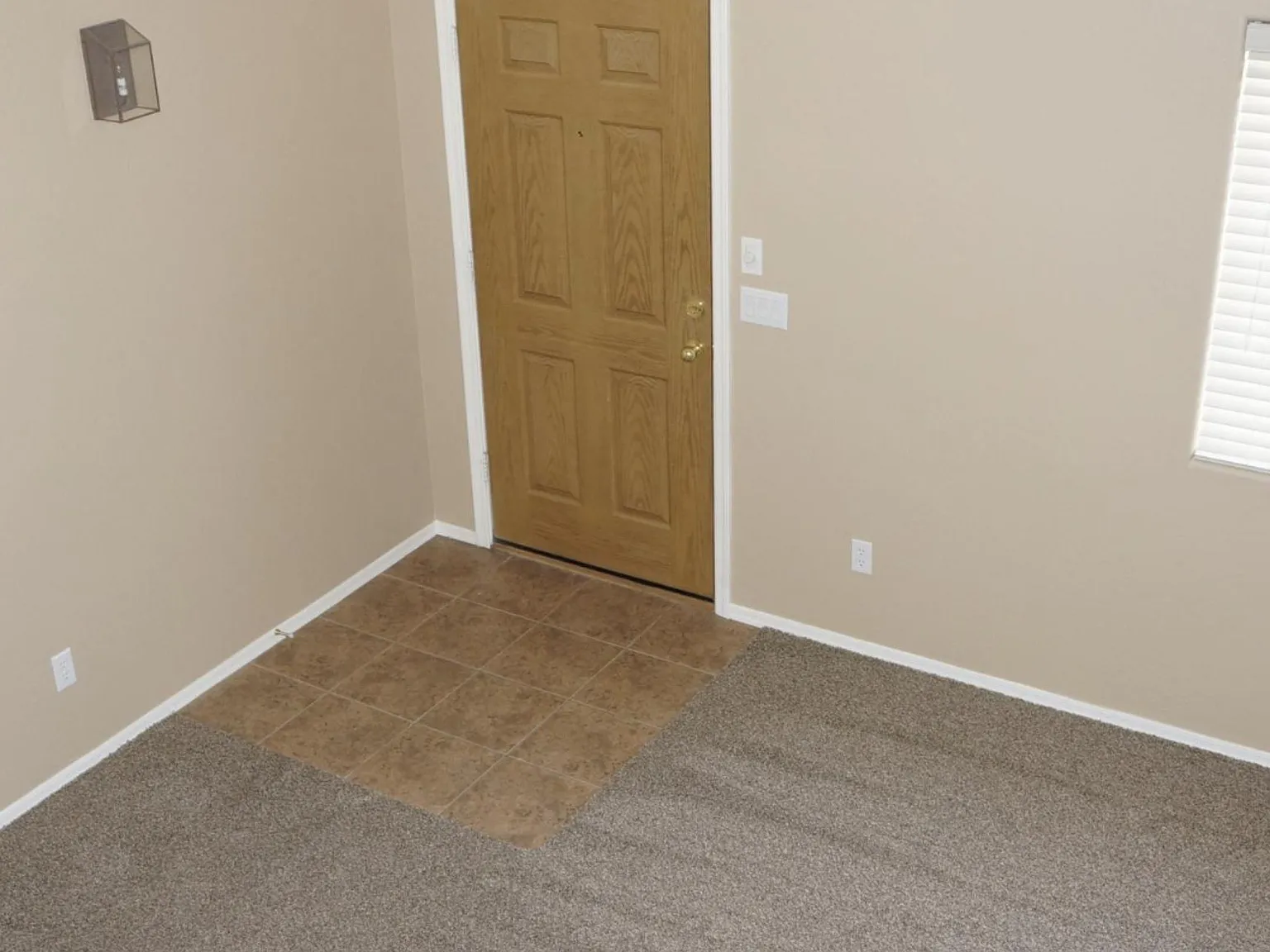 4 bed, 3190 sqft, $2,900 — Photo 4