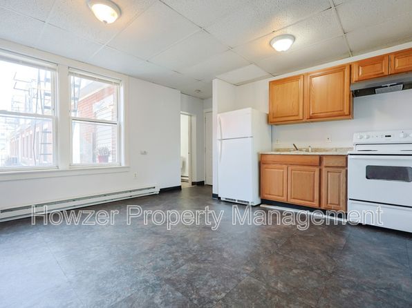 2 Union St APT 1, Taunton, MA 02780