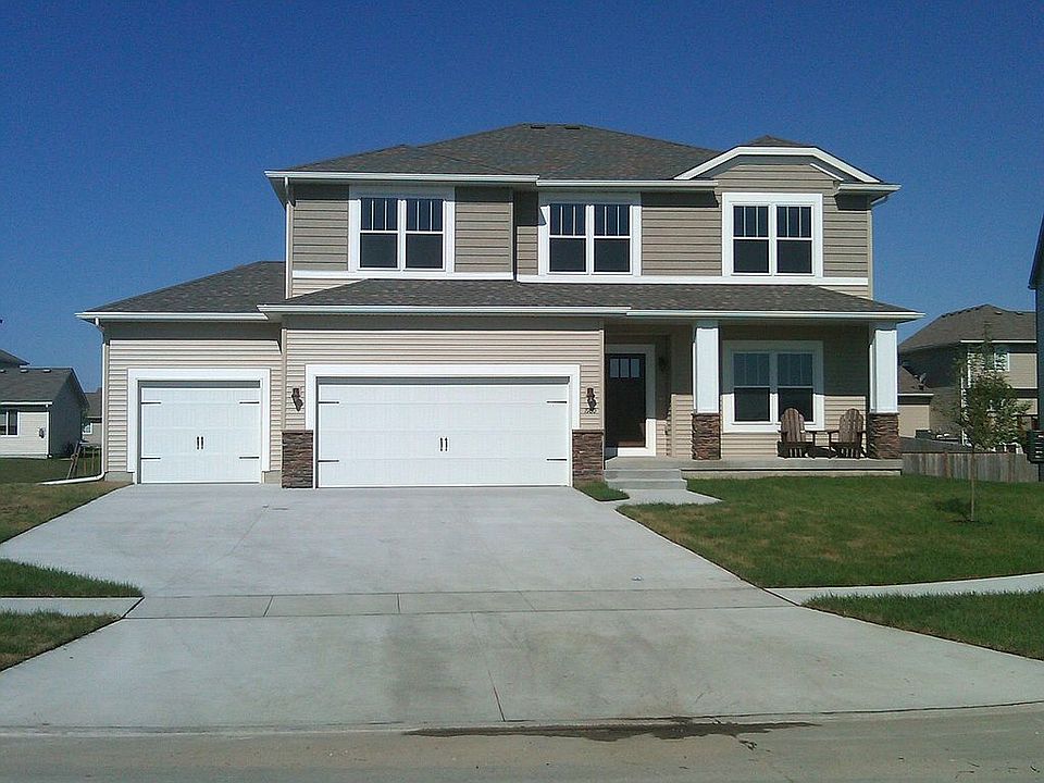 1st image of 1980 SE Willowbrook Dr