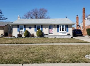 3420 Saint Mihiel St, Trenton, MI 48183