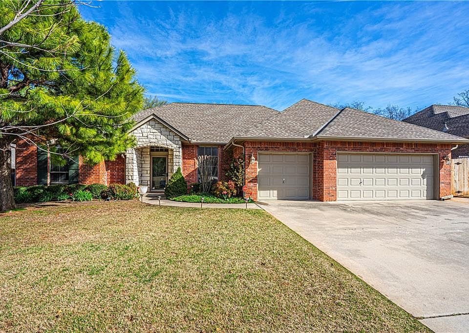 1st image of 4213 NE 140th Pl
