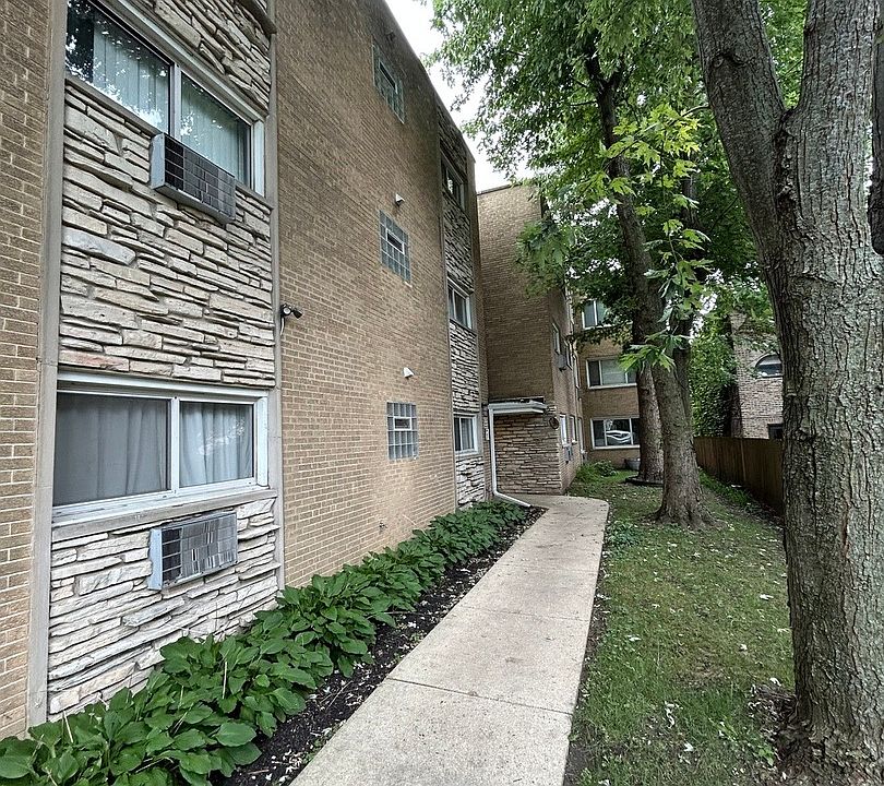 2nd image of 602 Mulford St APT 1B
