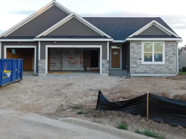 961 Horseshoe COURT, Belgium, WI 53004