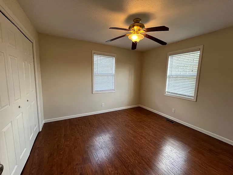 6104 Ball Rd — Photo 9