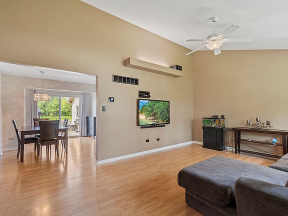 5th image of 3110 Art Schultz Dr